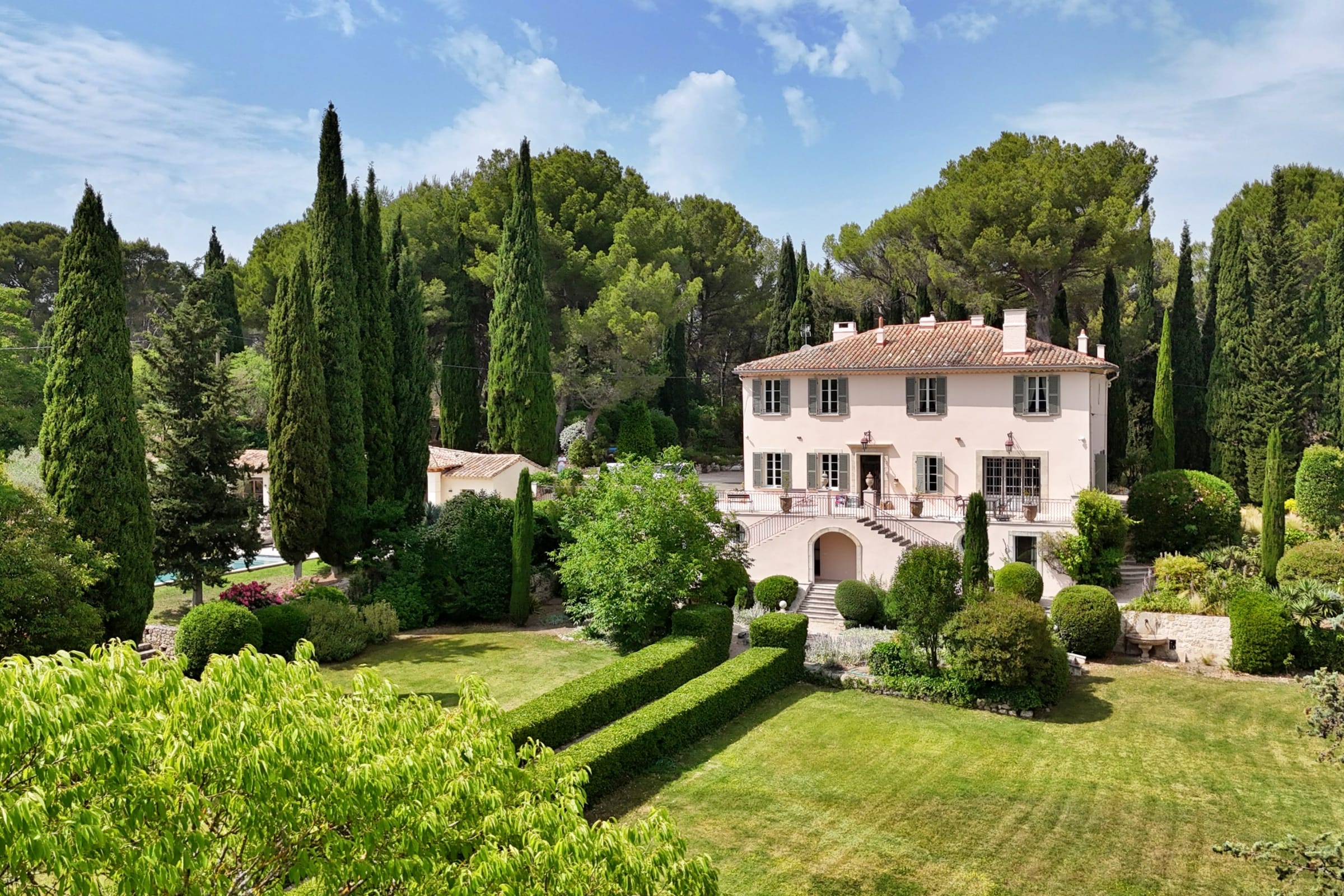 Garden and Bastide