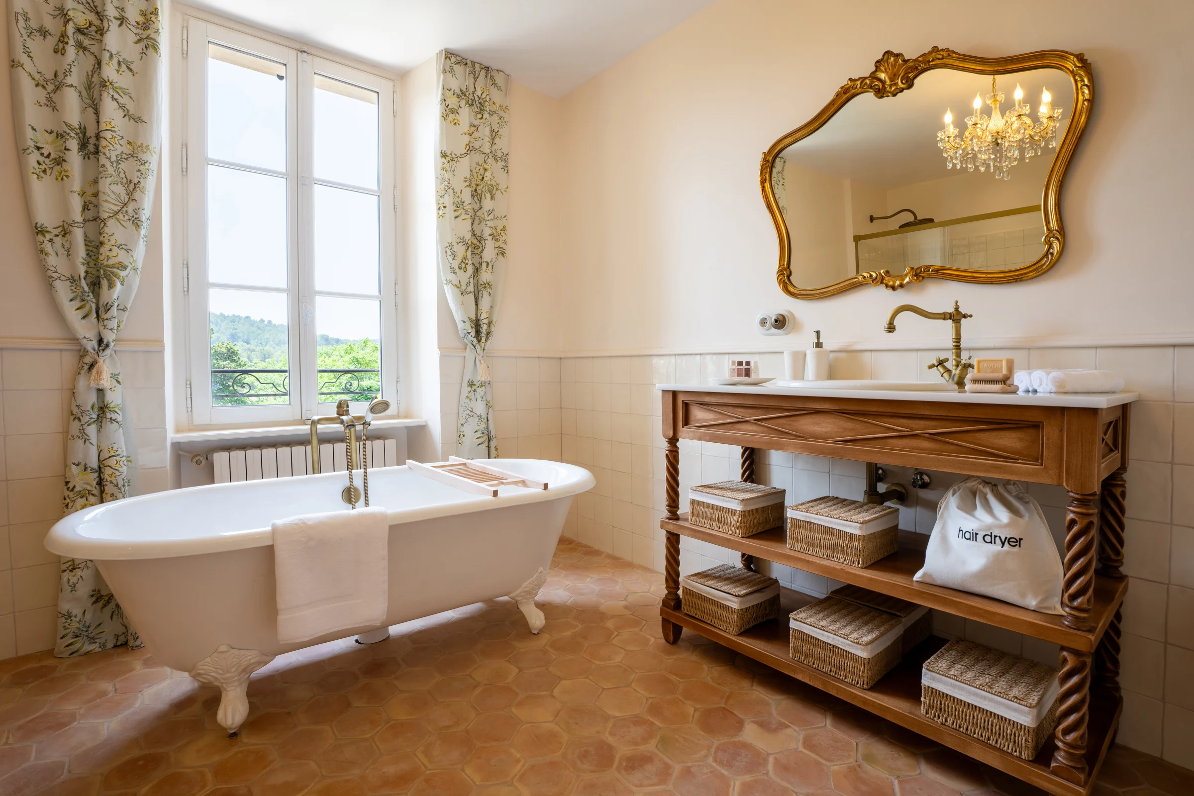 Master Bathroom 3