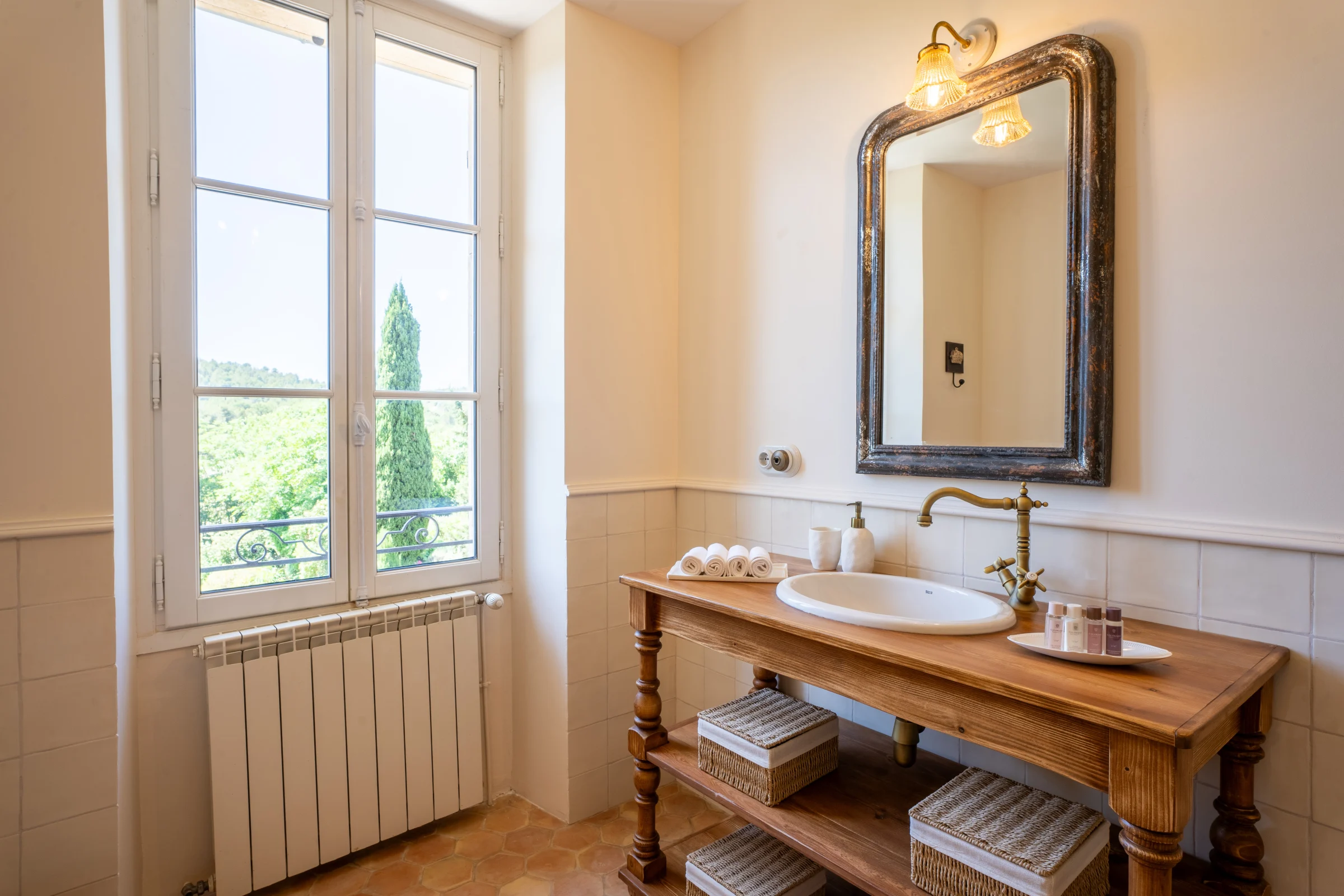 Red Bathroom